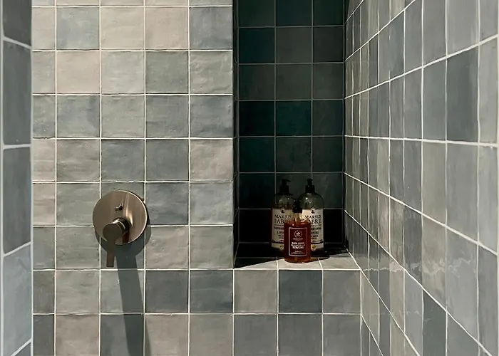 Вилла Historic 18th-century Mansion - 3 Bedroom - - Garden & Museums Nearby