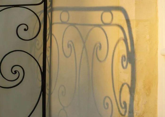 Вилла Historic 18th-century Mansion - 3 Bedroom - - Garden & Museums Nearby