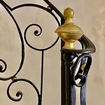 Historic 18th-century Mansion - 3 Bedroom - - Garden & Museums Nearby וילה
