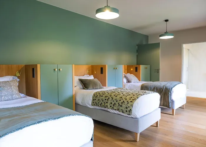 Villa Historic 18th-century Mansion - 3 Bedroom - - Garden & Museums Nearby *